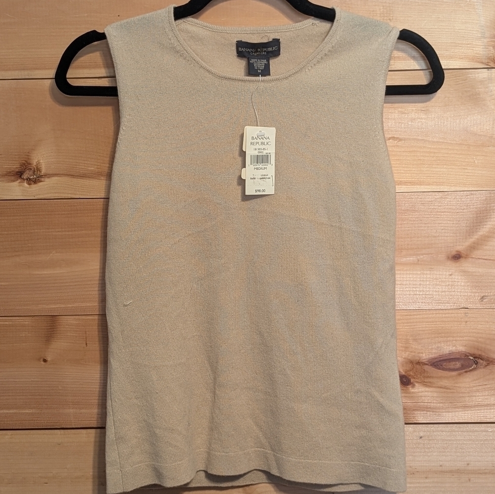 Banana Republic Cashmere Women's Beige Tank Style Shell..